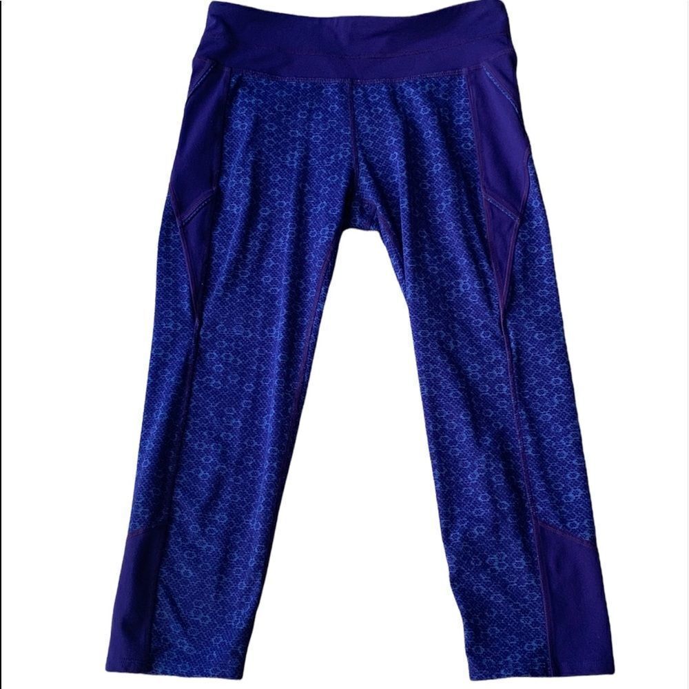 Athleta vivid purple crop SIZE S athletic pants